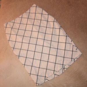 Sale 2/$20 The Limited Xs Argyle Lined Skirt sz 2 Ivory